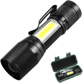 Mini Lanterna LED Tática – Potência e Versatilidade para Aventuras e Emergências!