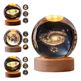 Luminária LED Bola de Cristal 3D com Base de Madeira – Iluminação Decorativa Sofisticada!